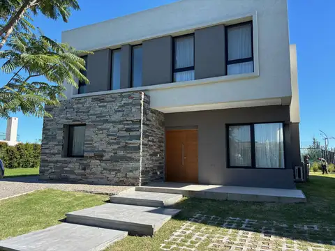 Casa en Alquiler en Nordelta Castaños, Nordelta
