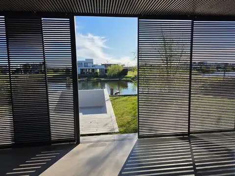 Casa en Alquiler en Puertos - Barrio Marinas, Countries y Barrios Cerrados en Escobar