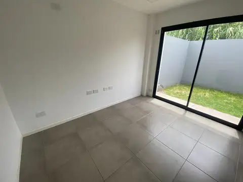 Casa en Venta en Los Hornos, La Plata