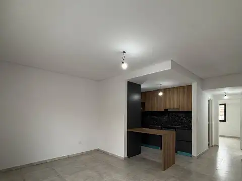Departamento en Alquiler en Lanús Oeste, Lanús