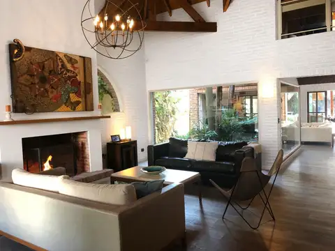 Casa en Venta en Boating Club, Countries y Barrios Cerrados en San Isidro