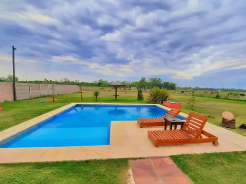 Quinta en Venta en Parque Los Robles, La Reja