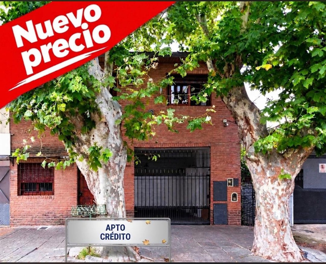 Venta PH  t/ casa 4 amb. Rem. Esc. Lanús  A/Cred.