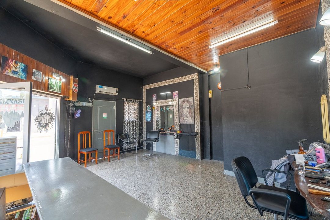 VENTA TEMPERLEY 7 DEPARTAMENTOS + LOCAL EN BLOCK
