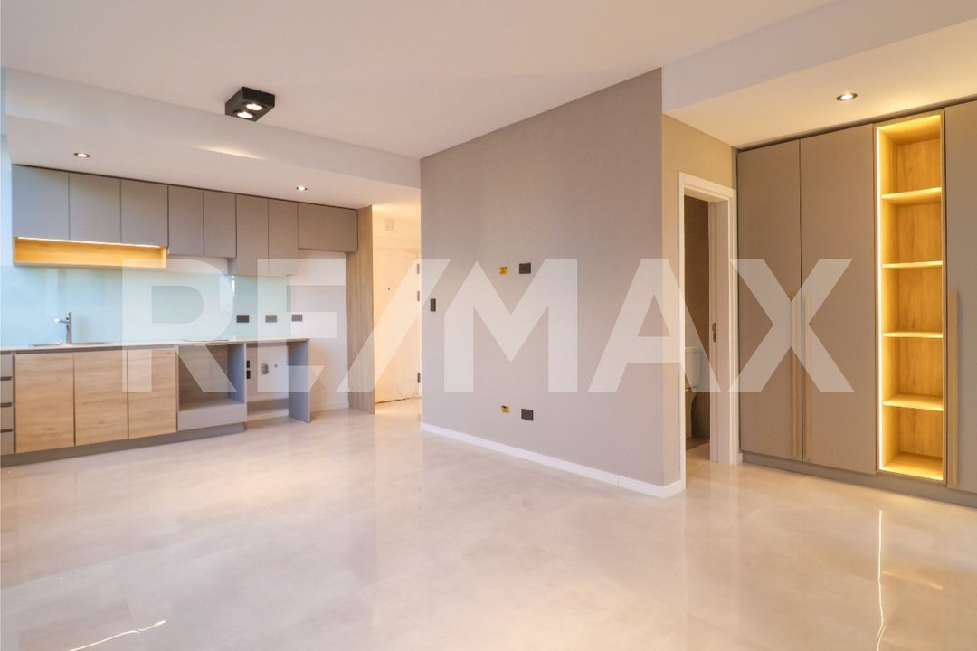 Dpto 1 dormitorio con balcón, Torre Luminia, Nqn.