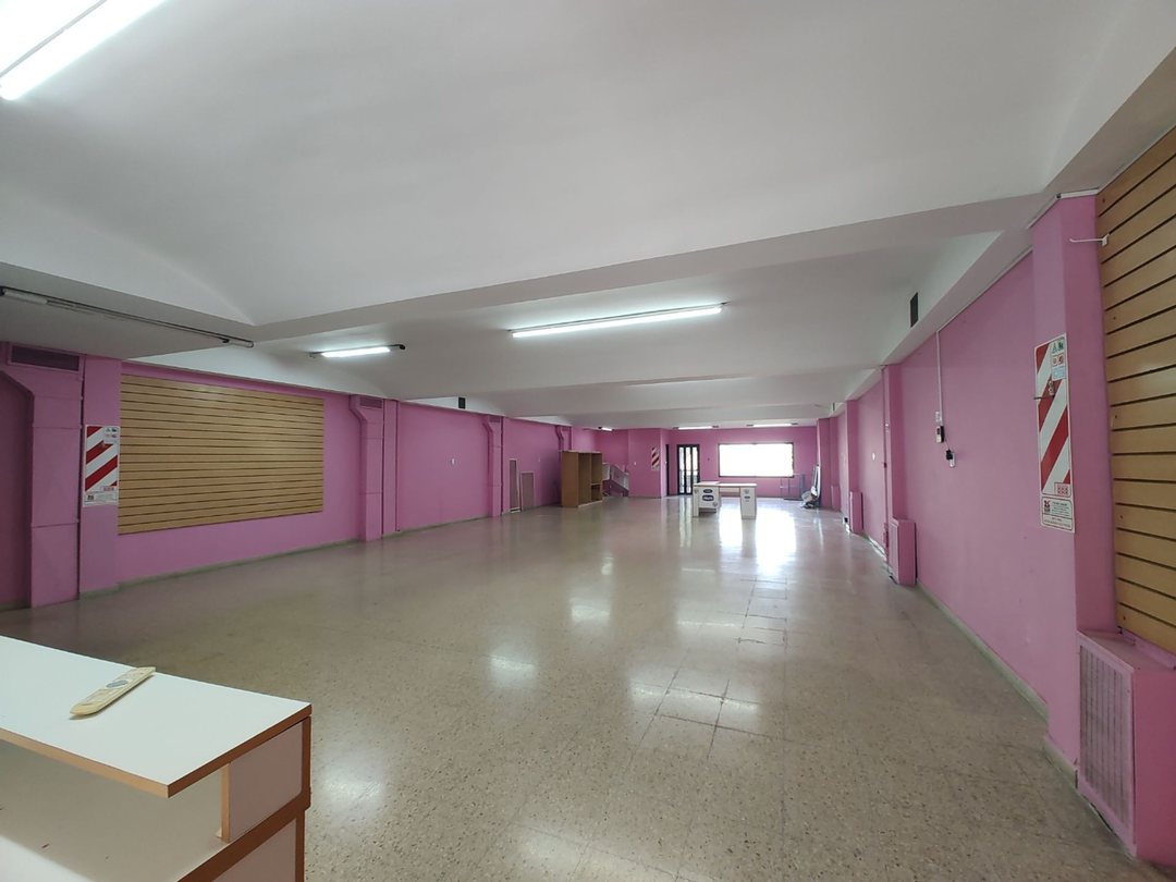 Alquiler local en centro de Berazategui