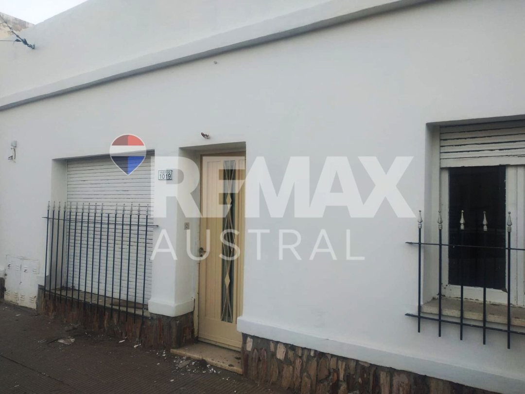 CASA APTA PARA EDIFICAR EN ZONA CENTRO