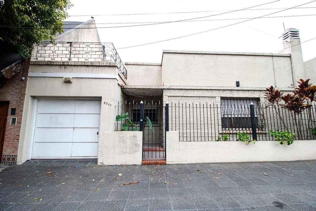 casa venta v. martelli 3 ambientes cochera terraza
