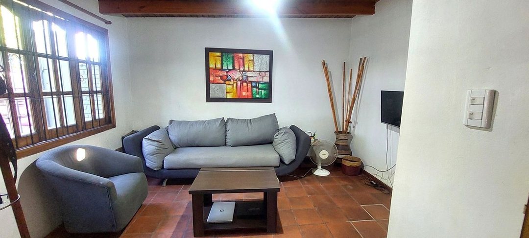 CASA + GRAN DEPÓSITO / TALLER APTA CRÉDITO  MAIPÚ