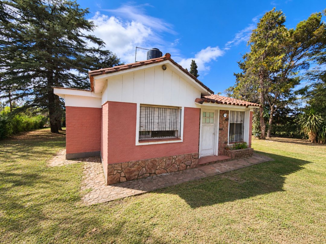 VENTA CASA 2 DORM C/PILETA VILLA DEL DIQUE CÓRDOBA