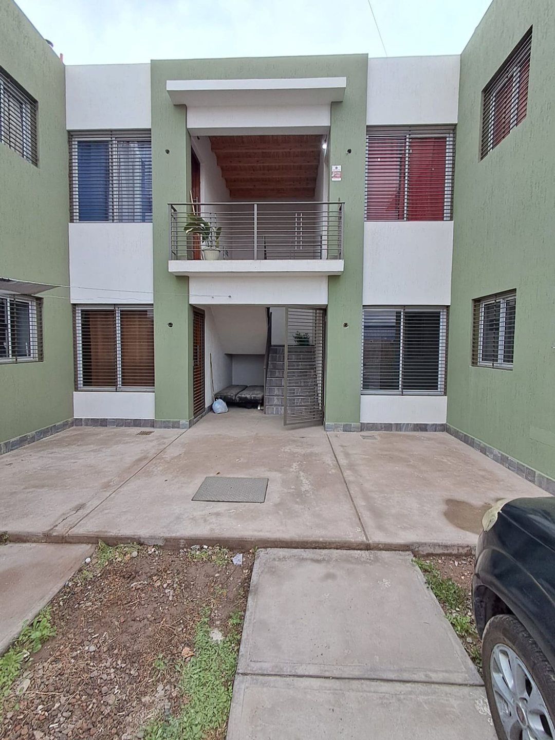 DEPTO PLANTA BAJA ALQUILER - 2 DORM. EN GUAYMALLÉN