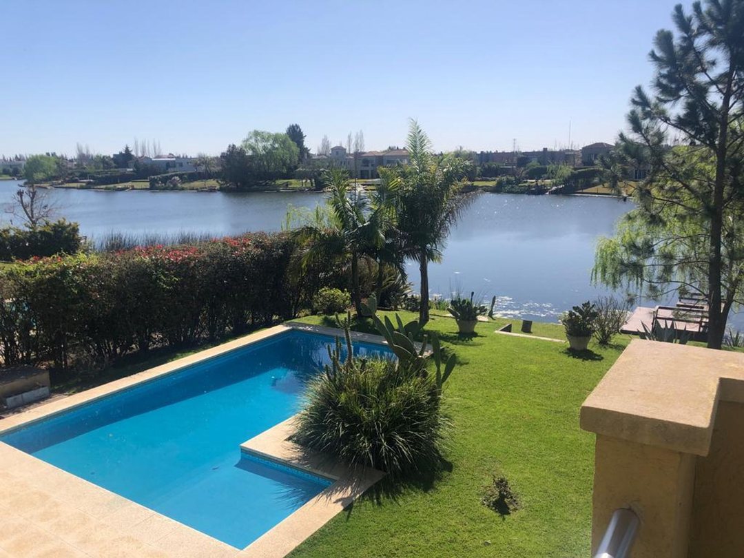 Casa Alquiler Verano 4 amb Tigre a la laguna