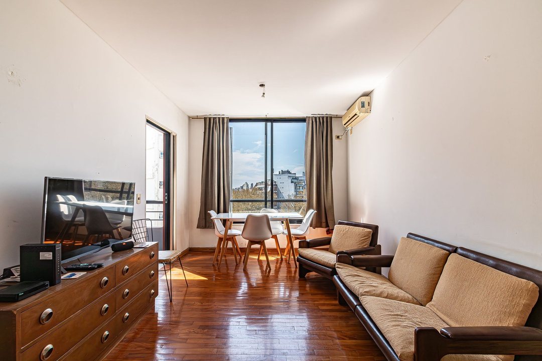 VENTA DEPTO 2 AMBIENTES CON COCHERA  EN CHACARITA