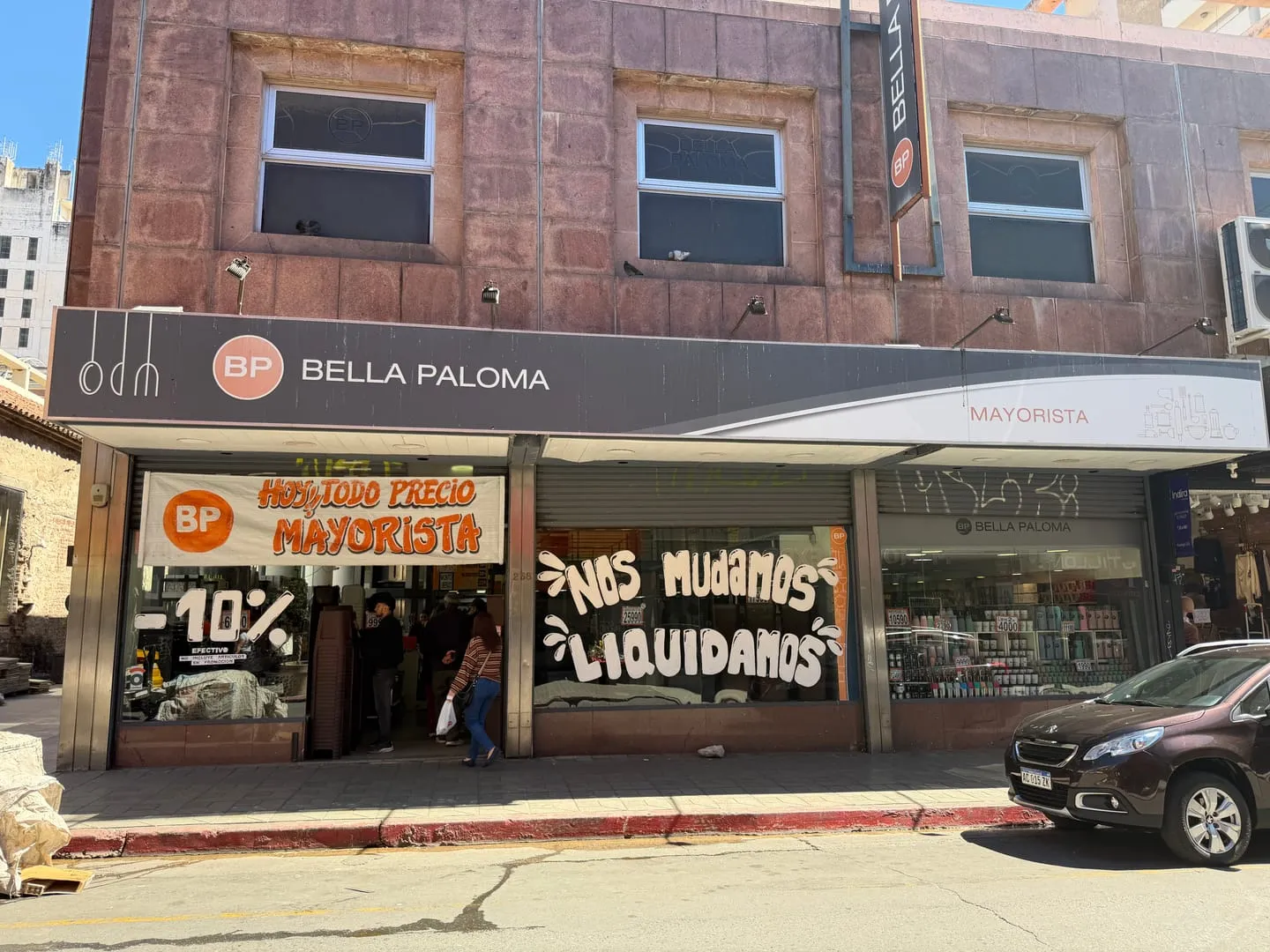 LOCAL COMERCIAL IMPECABLE ZONA MAYORISTA
