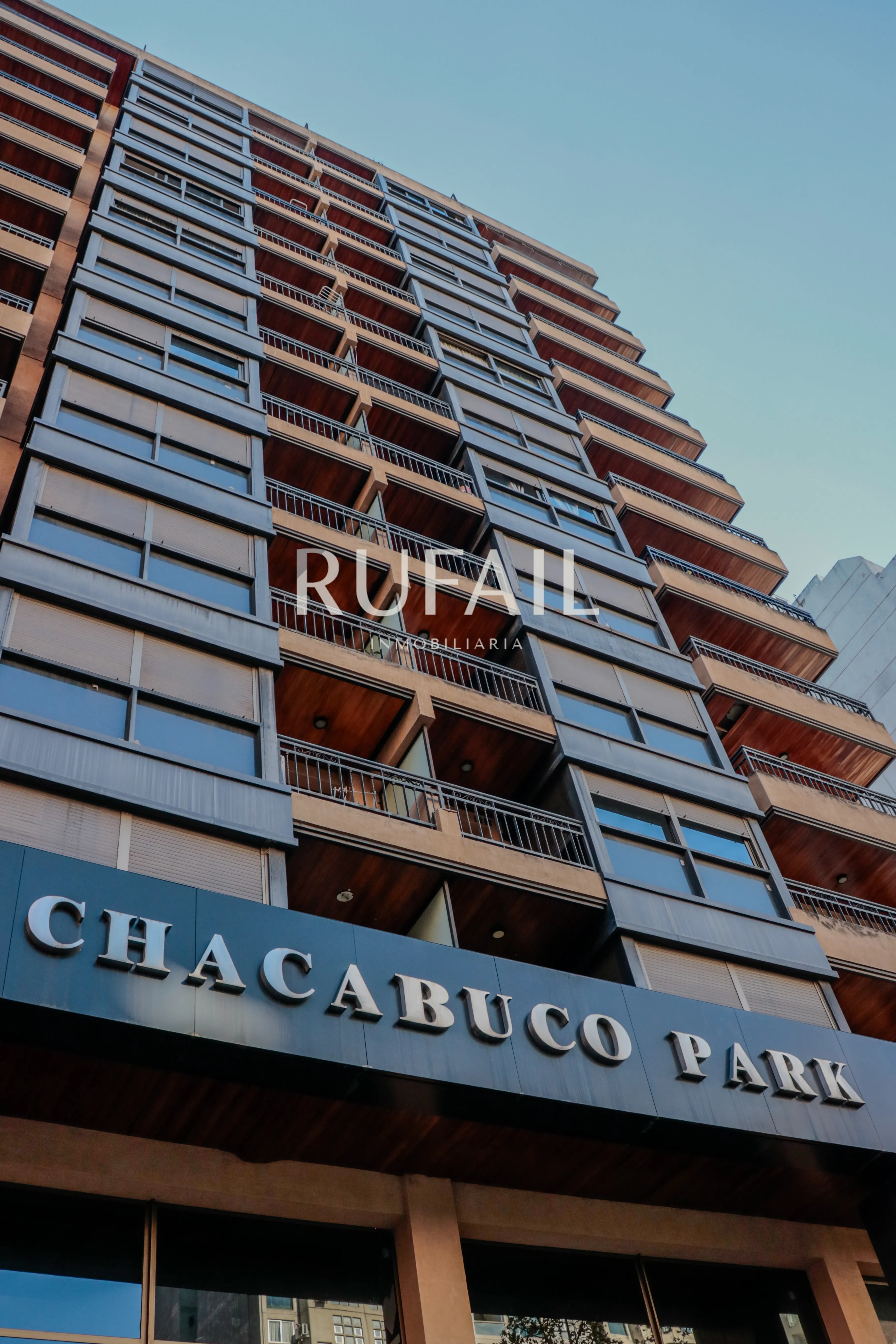 CHACABUCO PARK. EN VENTA. 2 DOR 2 BAÑOS BALCON FRENTE