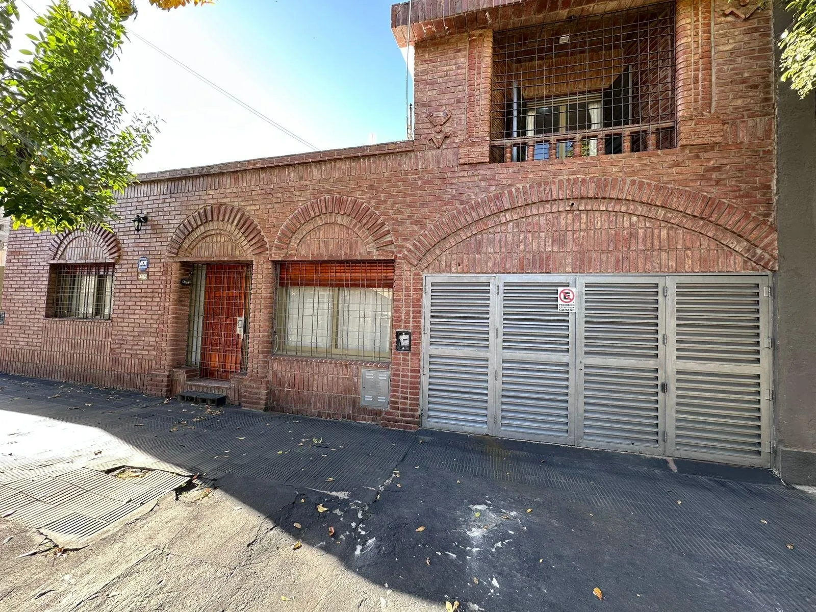 CASA 3 DORMITORIOS ALBERDI!