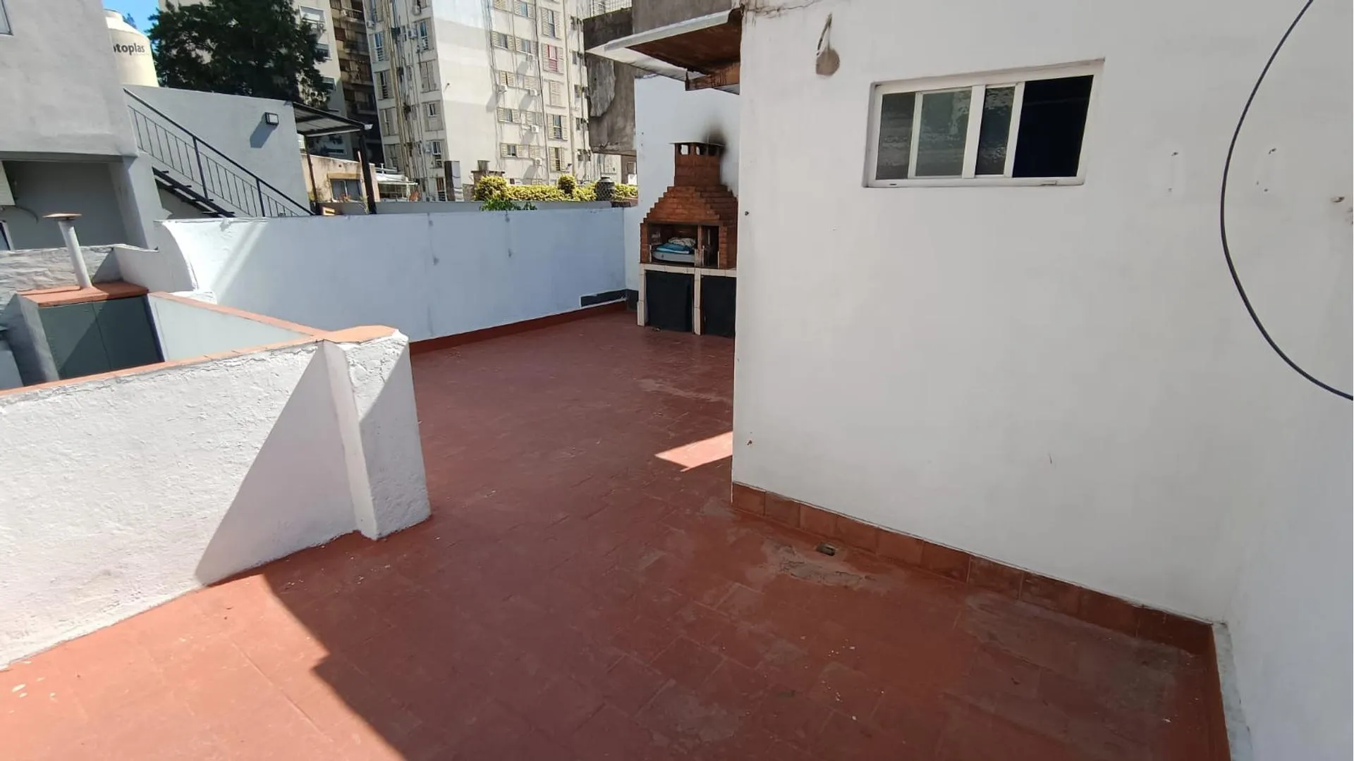 OPORTUNIDAD!!! PH CON TERRAZA EN LA MEJOR ZONA DE URQUIZA