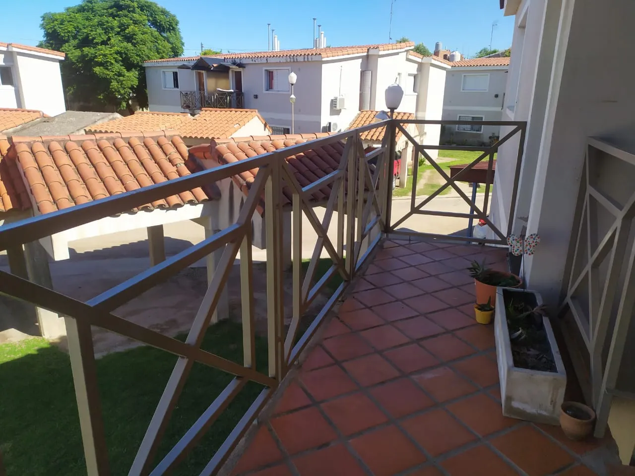 Alquiler Departamento 3 dormitorios con cochera seguridad !