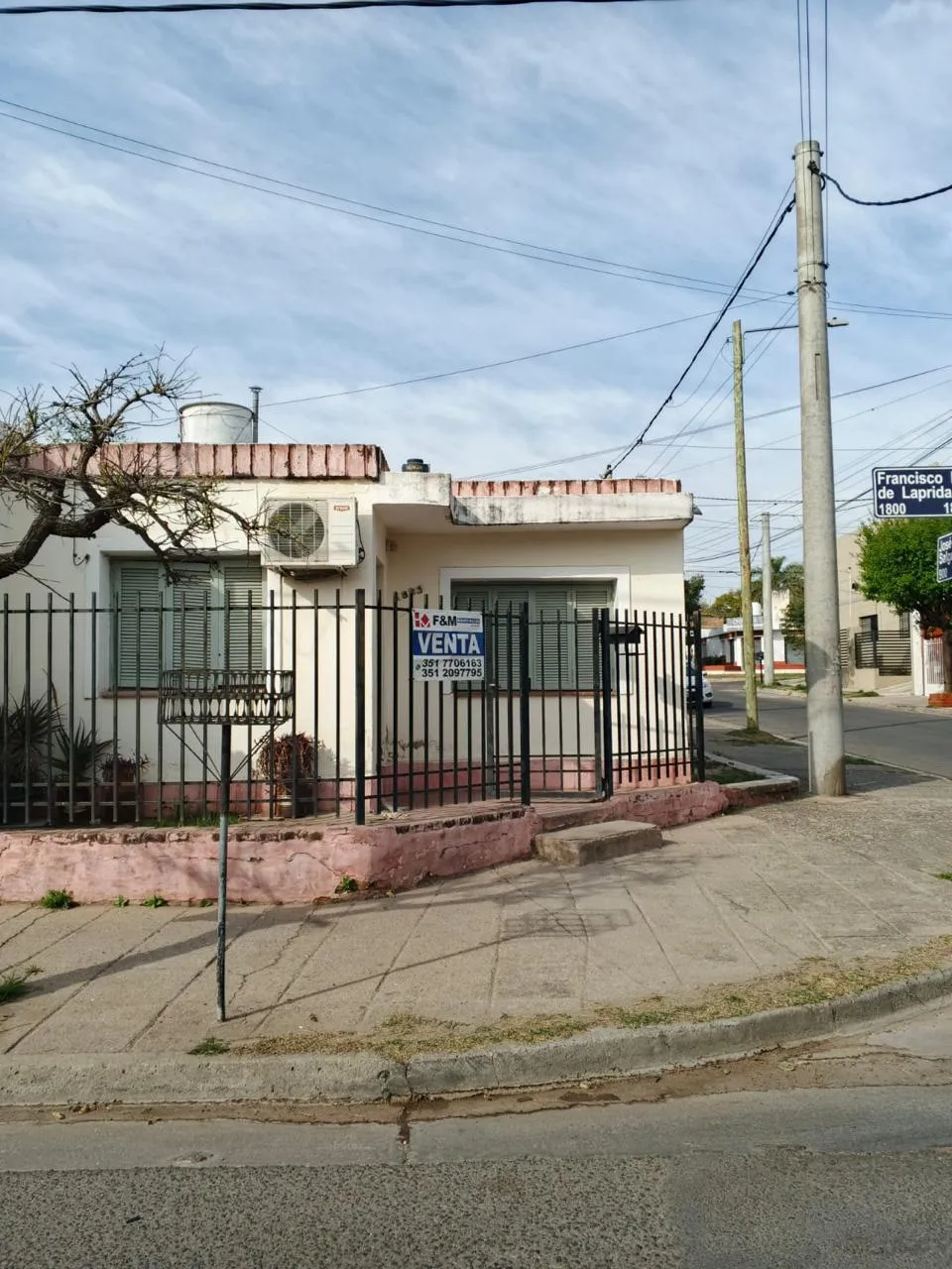 VENTA CASA 2 DORM EN ALTO ALBERDI
