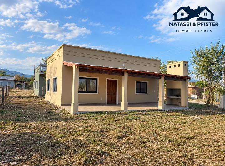 Casa · 106m² · 4 Ambientes · 1 Cochera