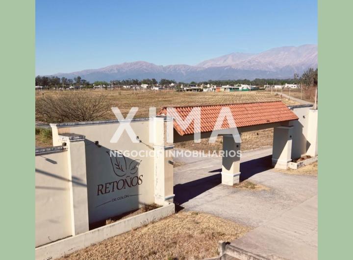 Terreno · 600m²