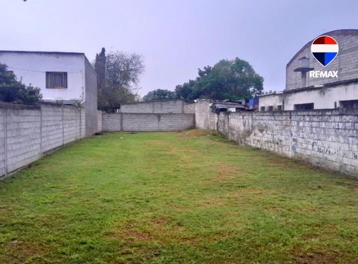 Terreno · 400m²