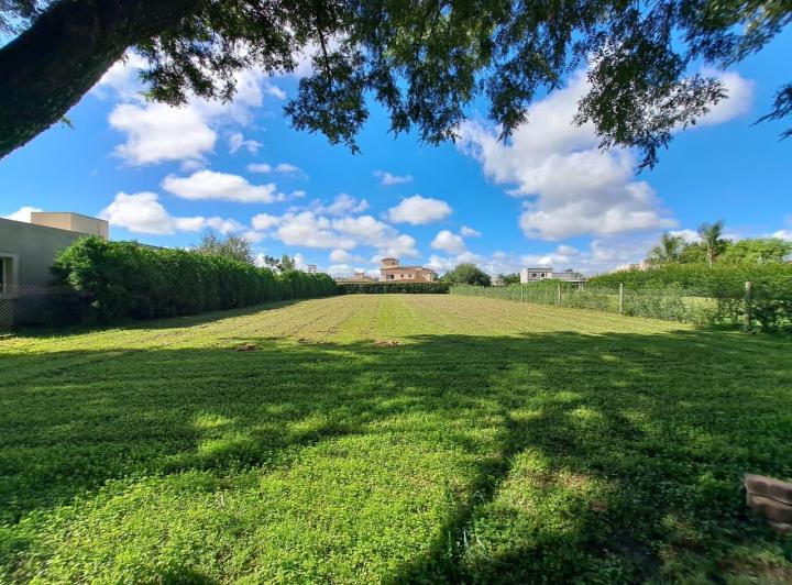 Terreno · 1122m²
