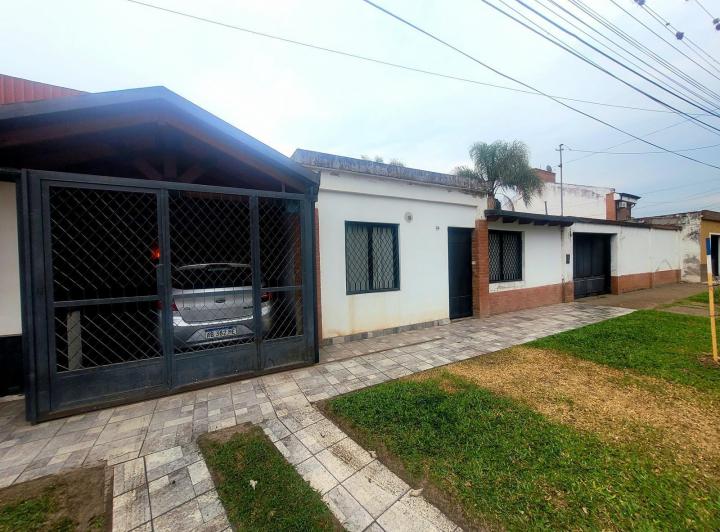 Casa · 722m² · 3 Dormitorios · 4 Cocheras