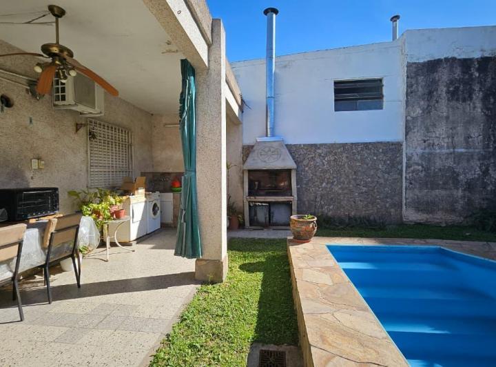 Casa · 125m² · 7 Ambientes · 1 Cochera