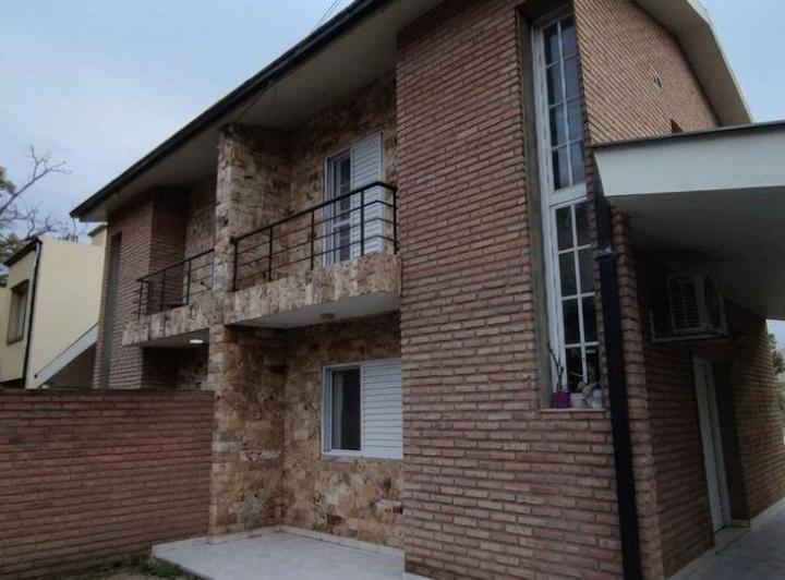 Casa · 87m² · 3 Ambientes