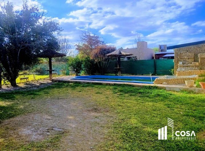 Casa · 98m² · 4 Ambientes · 1 Cochera