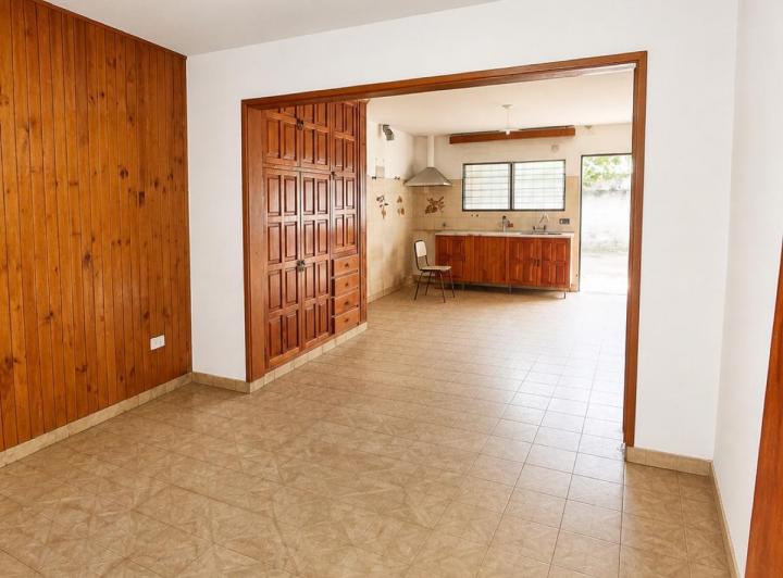 Casa · 128m² · 4 Ambientes · 1 Cochera