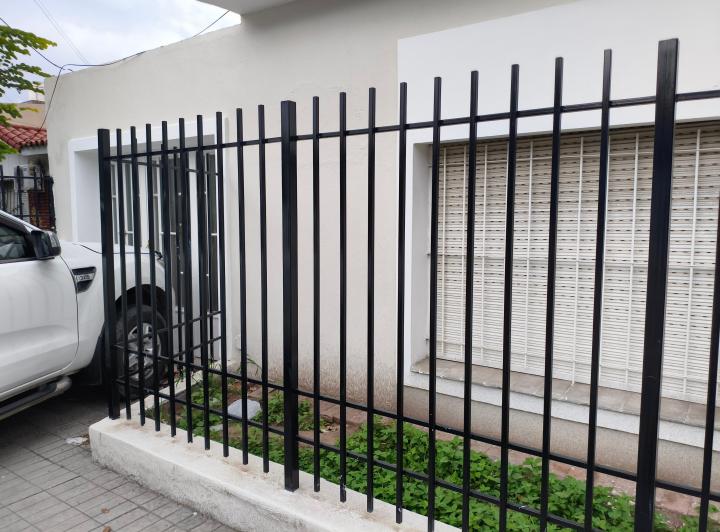 Casa · 1m² · 3 Ambientes · 1 Cochera
