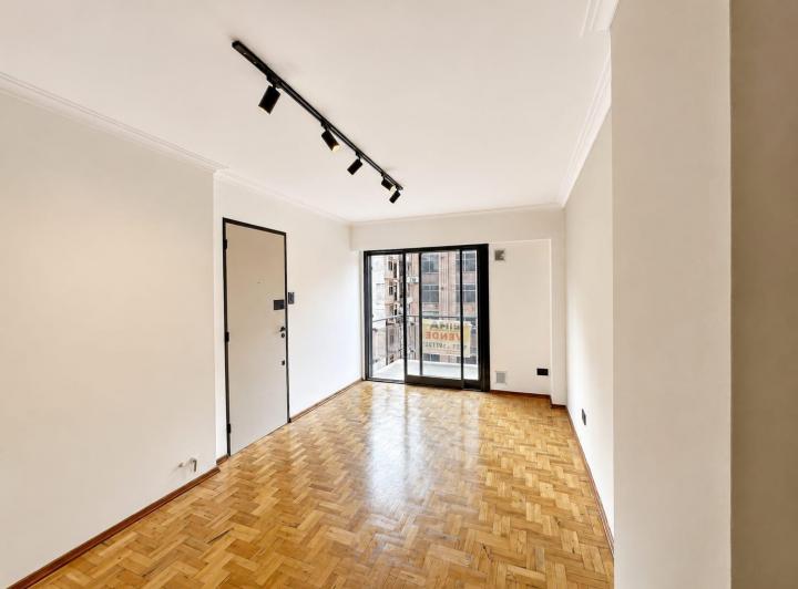Departamento · 52m² · 5 Ambientes · 1 Cochera