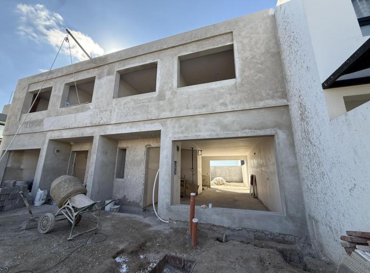 Casa · 123m² · 5 Ambientes · 2 Cocheras