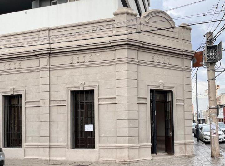 Local comercial · 100m²