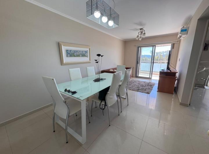 Departamento · 83m² · 5 Ambientes