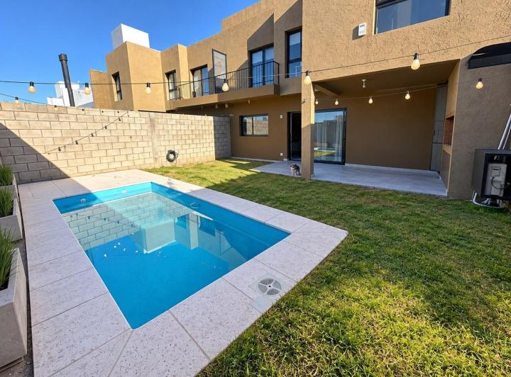 PH · 170m² · 4 Ambientes · 2 Cocheras
