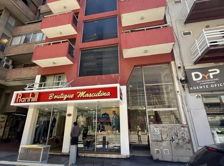 Departamento · 80m² · 6 Ambientes