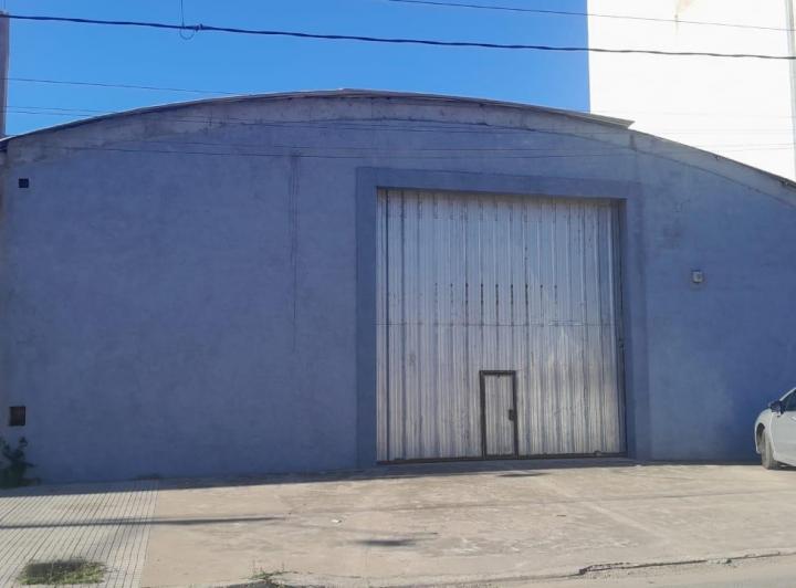 Bodega-Galpón · 200m²
