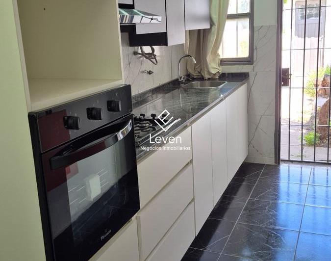 Casa · 100m² · 3 Ambientes · 1 Cochera