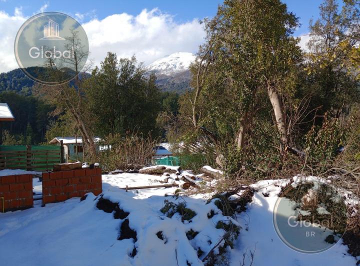 Terreno · 366m²