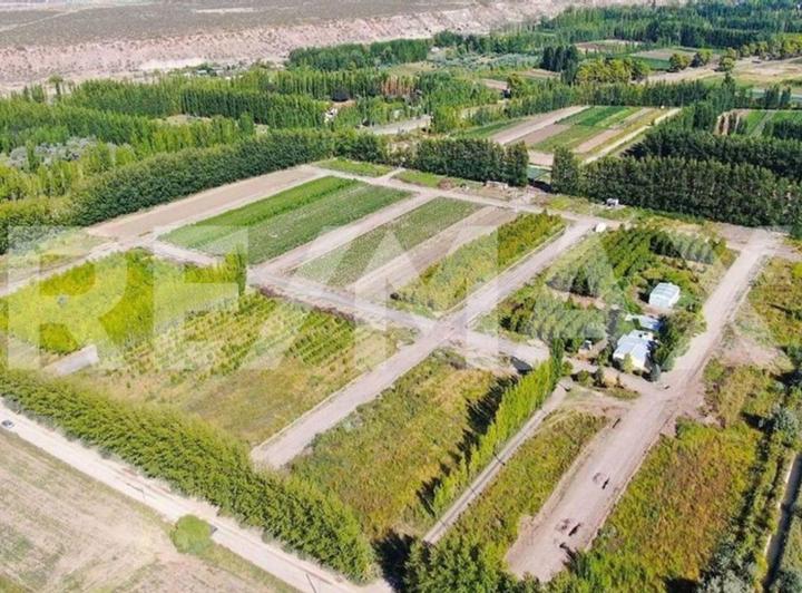 Terreno · 370m²