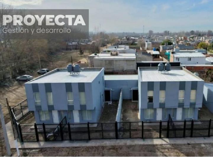 Casa · 75m² · 2 Ambientes · 1 Cochera