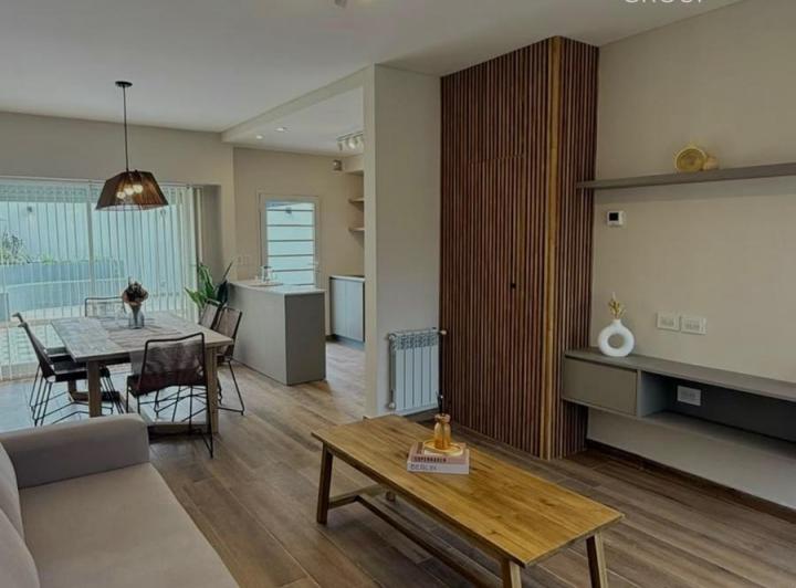 PH · 80m² · 4 Ambientes · 1 Cochera