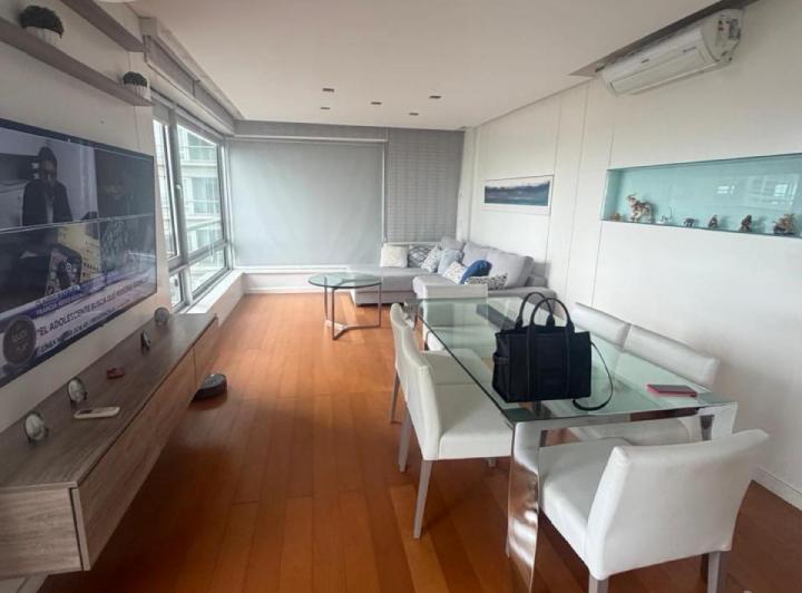Departamento · 80m² · 2 Ambientes · 1 Cochera