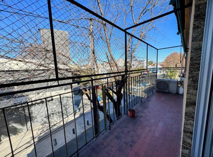 Departamento · 80m² · 4 Ambientes · 1 Cochera