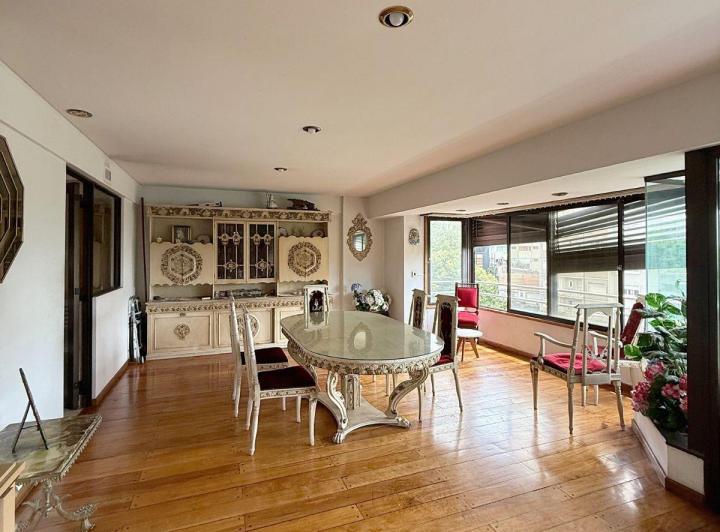 Departamento · 165m² · 5 Ambientes · 1 Cochera