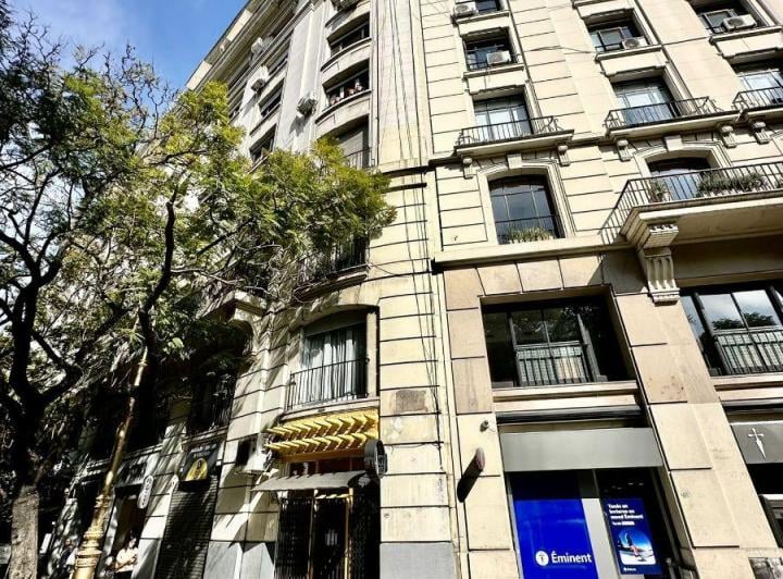 Departamento · 350m² · 6 Ambientes · 1 Cochera