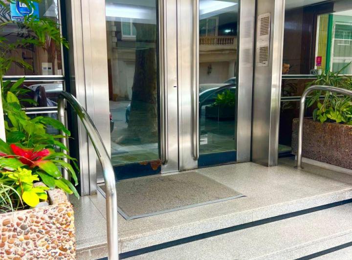 Departamento · 90m² · 4 Ambientes · 1 Cochera